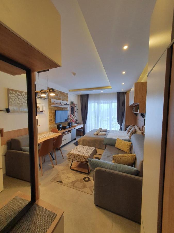 Vistanova Milmari S33 Apartment โคเปานิก ภายนอก รูปภาพ